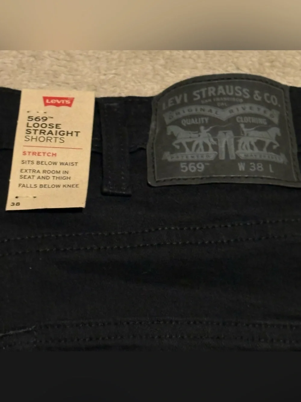 Levi's 569 Men's Loose Straight Stretch Black Denim Shorts 5-Pocket Zip - 38